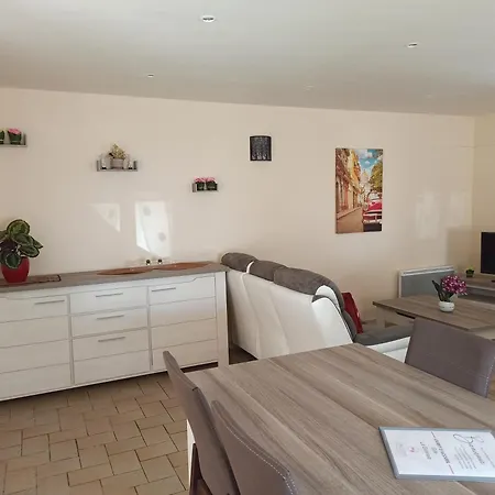 La Gilleraie De Campagne Proche Du Puy Dufou Nyaraló