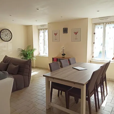 Nyaraló La Gilleraie De Campagne Proche Du Puy Dufou *