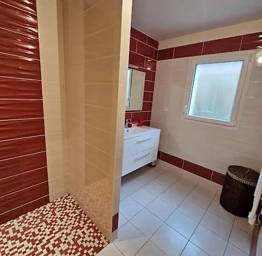 La Gilleraie De Campagne Proche Du Puy Dufou Le Boupère